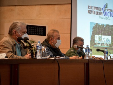 Encuentro con dirigentes provinciales y municipales - Pinar del Río