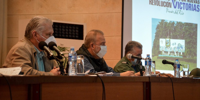 Encuentro con dirigentes provinciales y municipales - Pinar del Río