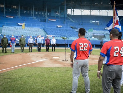 Encuentro con Equipo Cuba de Béisbol