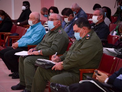 Encuentro con dirigentes provinciales y municipales - Cienfuegos