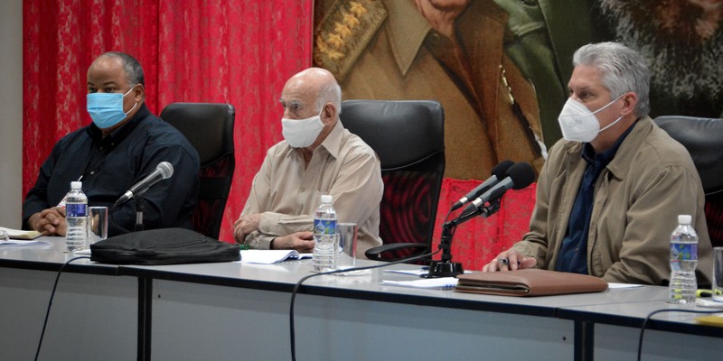 Encuentro con dirigentes provinciales y municipales - Granma