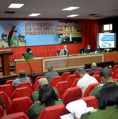 Encuentro con dirigentes provinciales y municipales - Santiago de Cuba