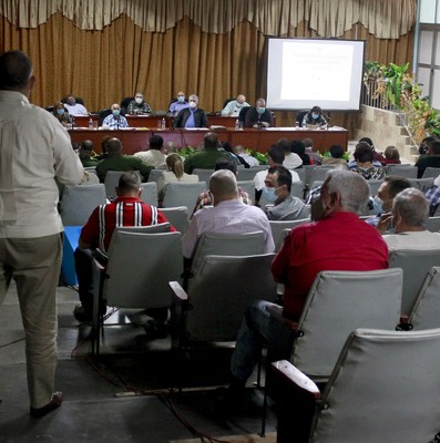 Encuentro con dirigentes provinciales y municipales - Sancti Spíritus