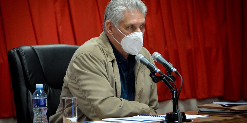 Encuentro con dirigentes provinciales y municipales - Santiago de Cuba