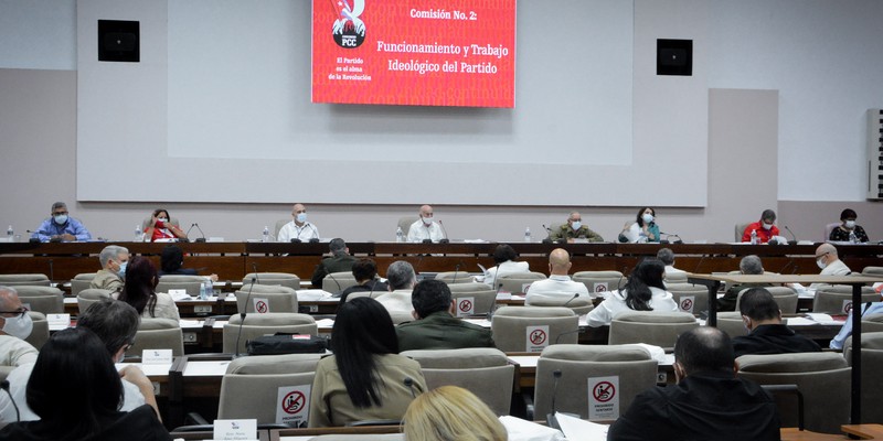 8vo. Congreso del Partido Comunista de Cuba, Segunda Jornada.  Fotos: Estudios Revolución