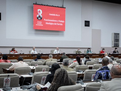 8vo. Congreso del Partido Comunista de Cuba, Segunda Jornada.  Fotos: Estudios Revolución