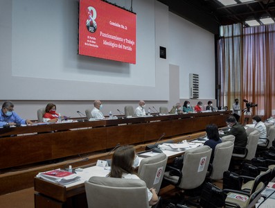 8vo. Congreso del Partido Comunista de Cuba, Segunda Jornada.  Fotos: Estudios Revolución