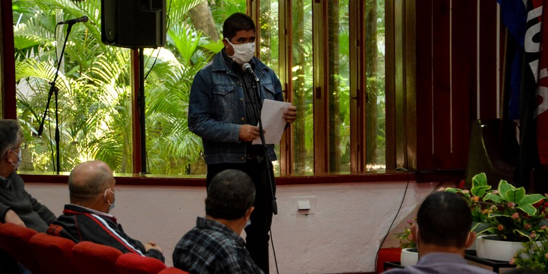 Encuentro con dirigentes provinciales y municipales - Holguin