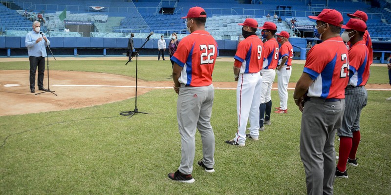 Encuentro con Equipo Cuba de Béisbol
