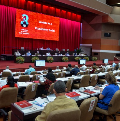 8vo. Congreso del Partido Comunista de Cuba, Segunda Jornada.  Fotos: Estudios Revolución