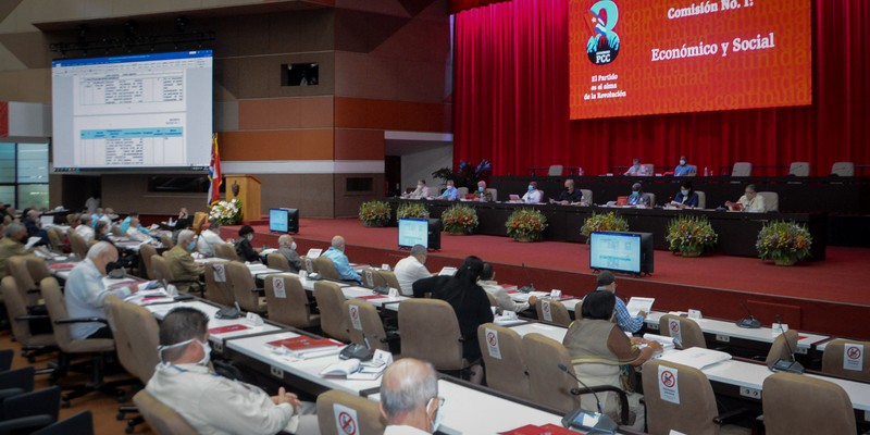 8vo. Congreso del Partido Comunista de Cuba, Segunda Jornada.  Fotos: Estudios Revolución