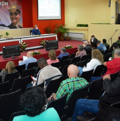 Encuentro con dirigentes provinciales y municipales - Camagüey