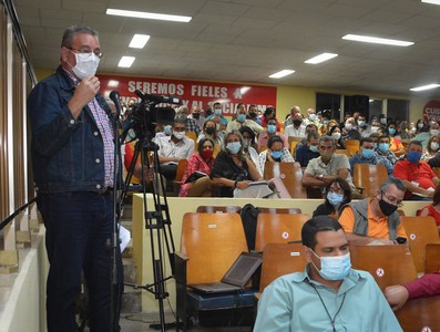 Encuentro con dirigentes provinciales y municipales - Granma