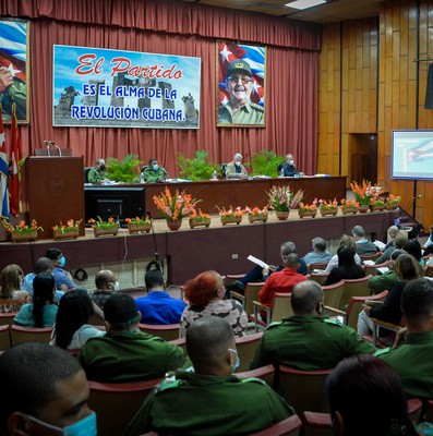 Encuentro con dirigentes provinciales y municipales - Guantánamo