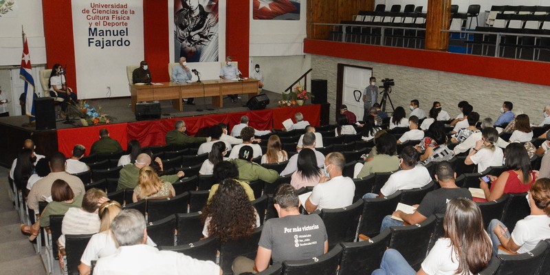 Visita a la Universidad de Ciencias de la Cultura Física y el Deporte “Manuel Fajardo”