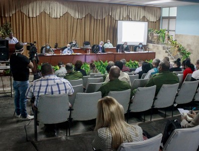 Encuentro con dirigentes provinciales y municipales - Sancti Spíritus