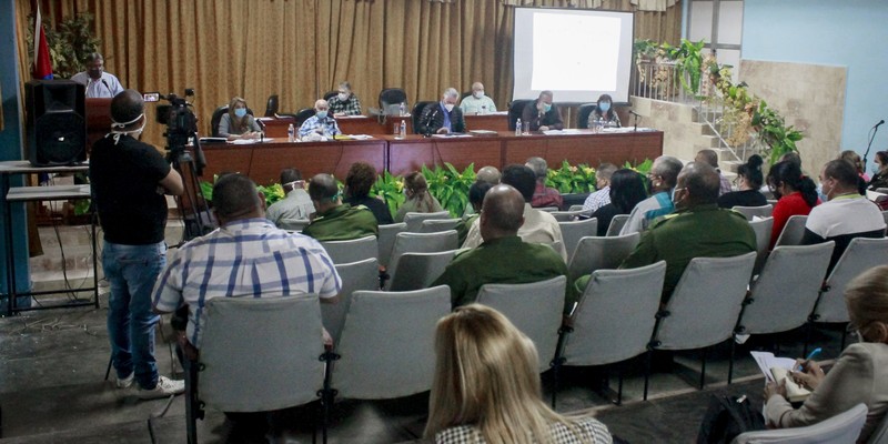 Encuentro con dirigentes provinciales y municipales - Sancti Spíritus