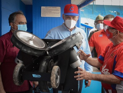 Encuentro con Equipo Cuba de Béisbol