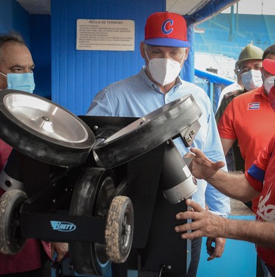 Encuentro con Equipo Cuba de Béisbol