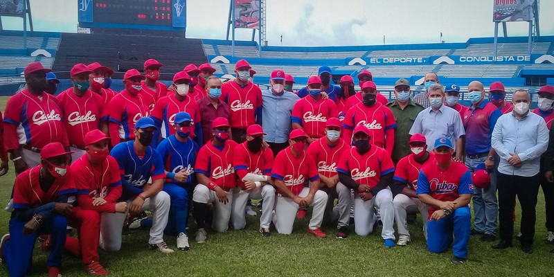 Encuentro con Equipo Cuba de Béisbol