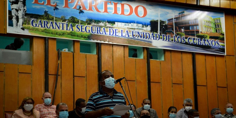 Encuentro con dirigentes provinciales y municipales - Guantánamo