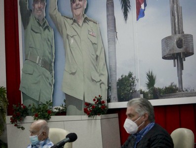 Encuentro con dirigentes provinciales y municipales - Villa Clara