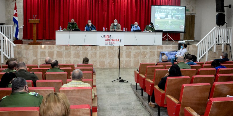 Encuentro con dirigentes provinciales y municipales - Artemisa