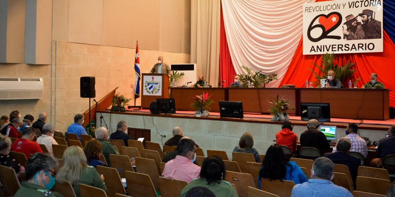 Encuentro con dirigentes provinciales y municipales - Pinar del Río