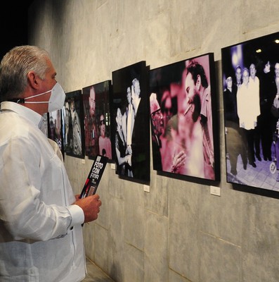 Exposiciones Fotográficas Fidel en Revolución y Mis fotos con Fidel