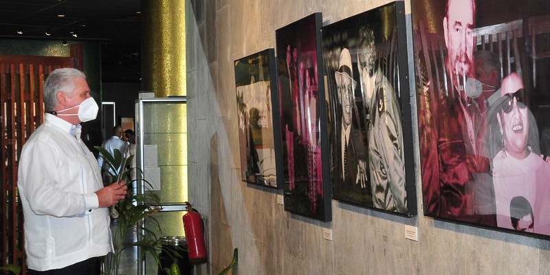 Exposiciones Fotográficas Fidel en Revolución y Mis fotos con Fidel