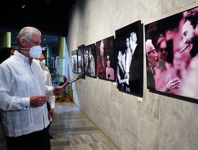 Exposiciones Fotográficas Fidel en Revolución y Mis fotos con Fidel