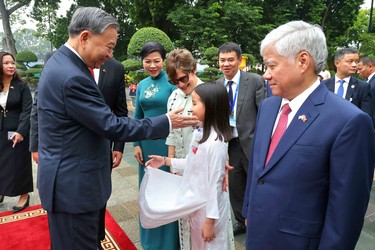Presidente Díaz-Canel en Vietnam 9