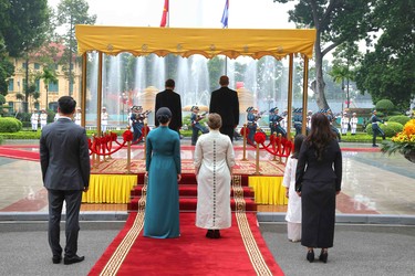 Presidente Díaz-Canel en Vietnam 18