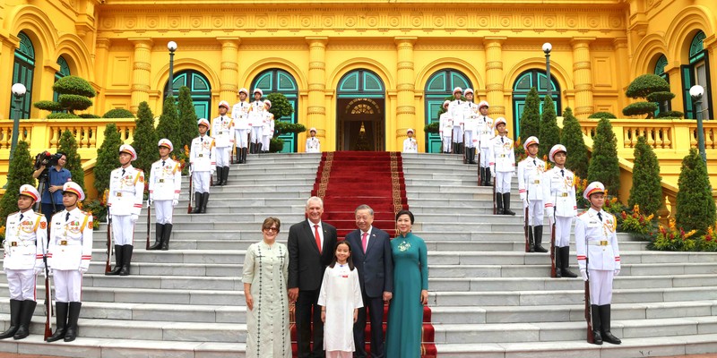 Presidente Díaz-Canel en Vietnam