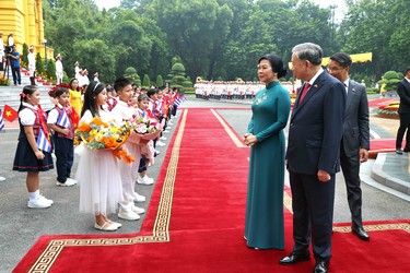 Presidente Díaz-Canel en Vietnam 12