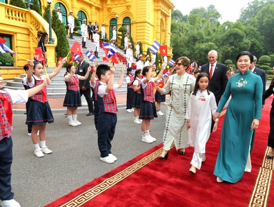 Presidente Díaz-Canel en Vietnam