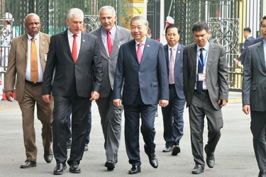 Presidente Díaz-Canel en Vietnam 30
