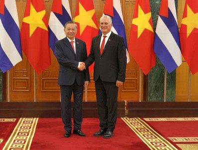 Presidente Díaz-Canel en Vietnam