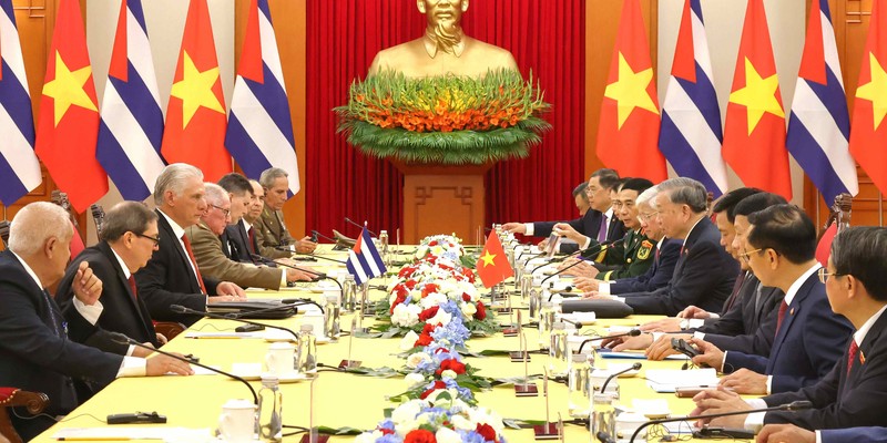 Presidente Díaz-Canel en Vietnam