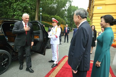 Presidente Díaz-Canel en Vietnam 23