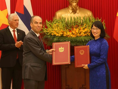 Presidente Díaz-Canel en Vietnam