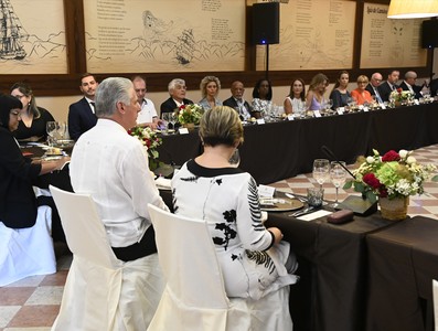 Visita oficial a la República Portuguesa