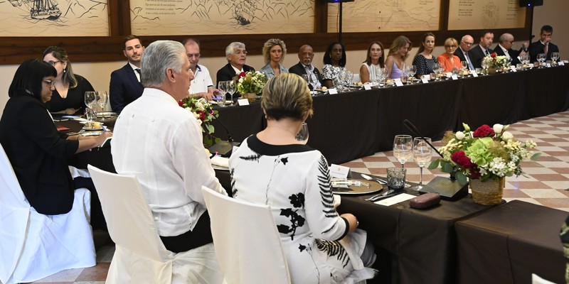 Visita oficial a la República Portuguesa