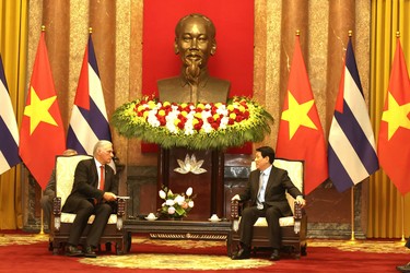 Presidente Díaz-Canel en Vietnam 51