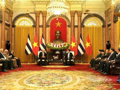 Presidente Díaz-Canel en Vietnam