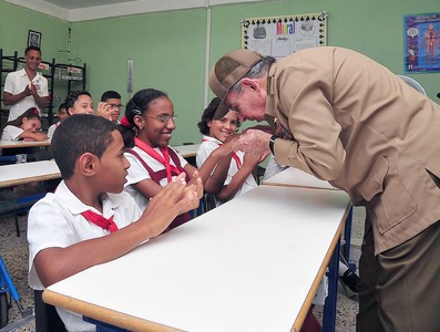 Inauguración de la Escuela Especial Amistad Cuba-Vietnam