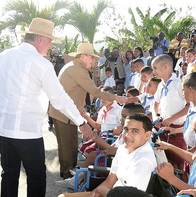 Inauguración de la Escuela Especial Amistad Cuba-Vietnam