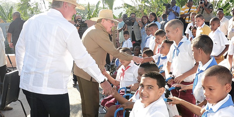 Inauguración de la Escuela Especial Amistad Cuba-Vietnam