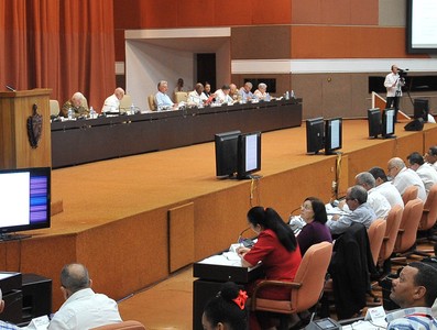 Reunión con los presidentes de las asambleas provinciales y municipales del Poder Popular