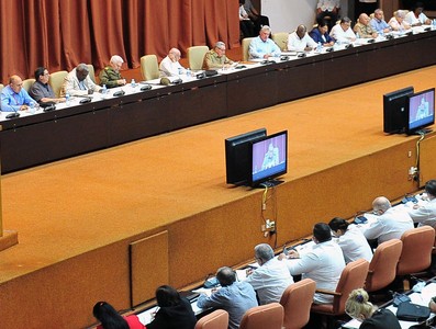 Reunión con los presidentes de las asambleas provinciales y municipales del Poder Popular